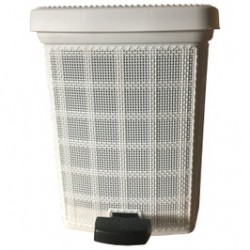 
                                        Cos gunoi Jute AK606, plastic, forma dreptunghiulara, alb, cu pedala si capac batant, 12L                                    