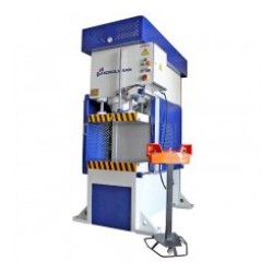 
                            Presa hidraulica tip C de ambutisat cu simplu efect 800 x 600 mm CFS 150                        