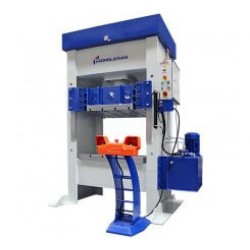 
                            Prese hidraulice universale 1500 x 600 mm HDT 300                        