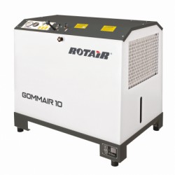  ROTAIR GOMMAIR 10 - 13, Motocompresor stationar, echipat cu motor diesel Kubota Z 602 BIcilindric, racire cu apa, putere max. 10,4 kW, turatie motor max. 3.000 rpm Debit compresor 800 l/min.   Presiune de lucru 13 bar.  